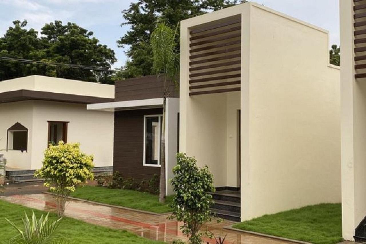 Tranquil Park Hotel Pondicherry Exterior photo